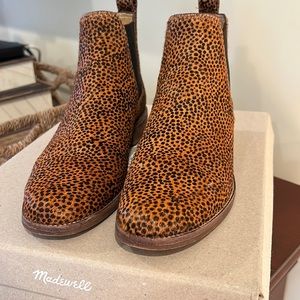 Madewell Ainsley Chelsea Boot, bittersweet calf hair, size 6